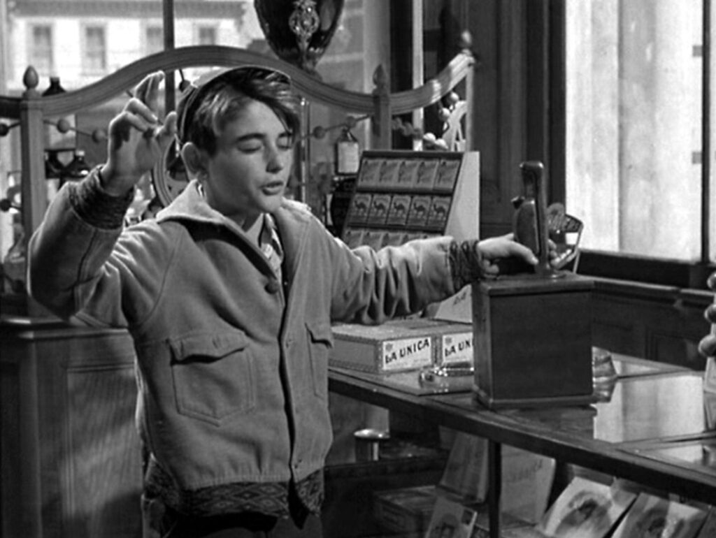 https://tiltmagazine.net/film/frank-capras-iconic-holiday-staple-its-a-wonderful-life-never-gets-old/