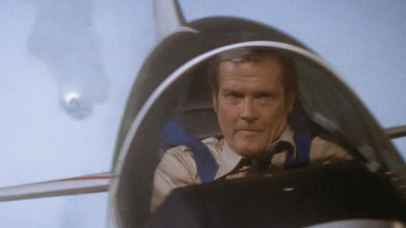 Octopussy Jet - Best James Bond Scenes