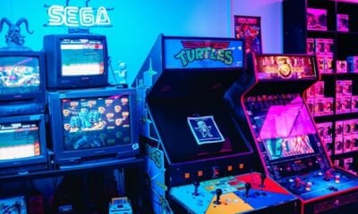 Retro Arcade Game Shop